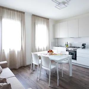Borgo Verticale Luxury , Feltre Italia